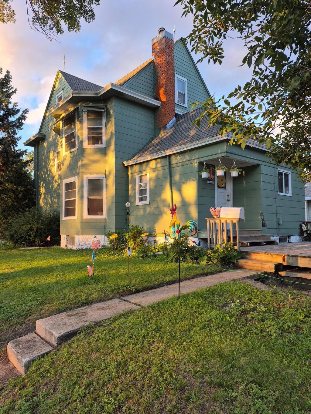 Photo of 102 3rd Street SE, Pipestone, MN 56164 (MLS # 7033589)