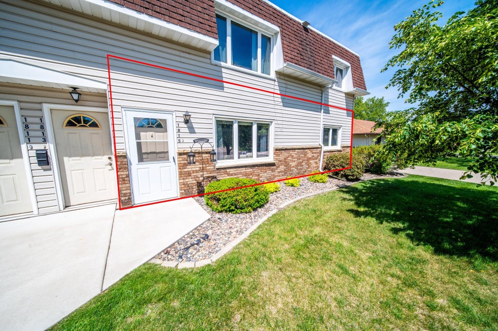 Photo of 1815 Lakewood Avenue, Albert Lea, MN 56007 (MLS # 7085775)