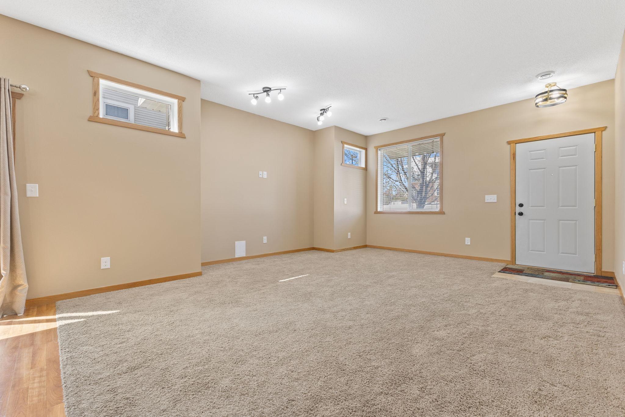 1283 County Road D Circle E A