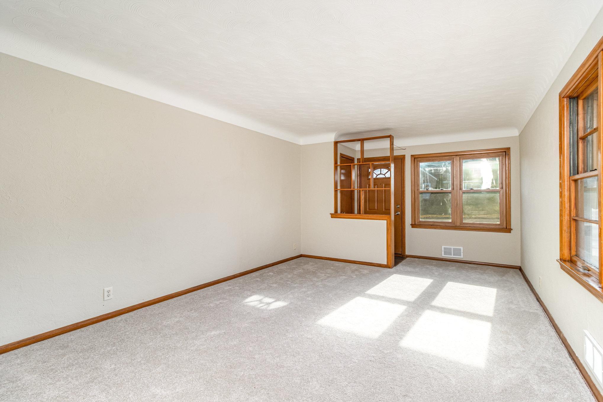 1001 Geranium Avenue E