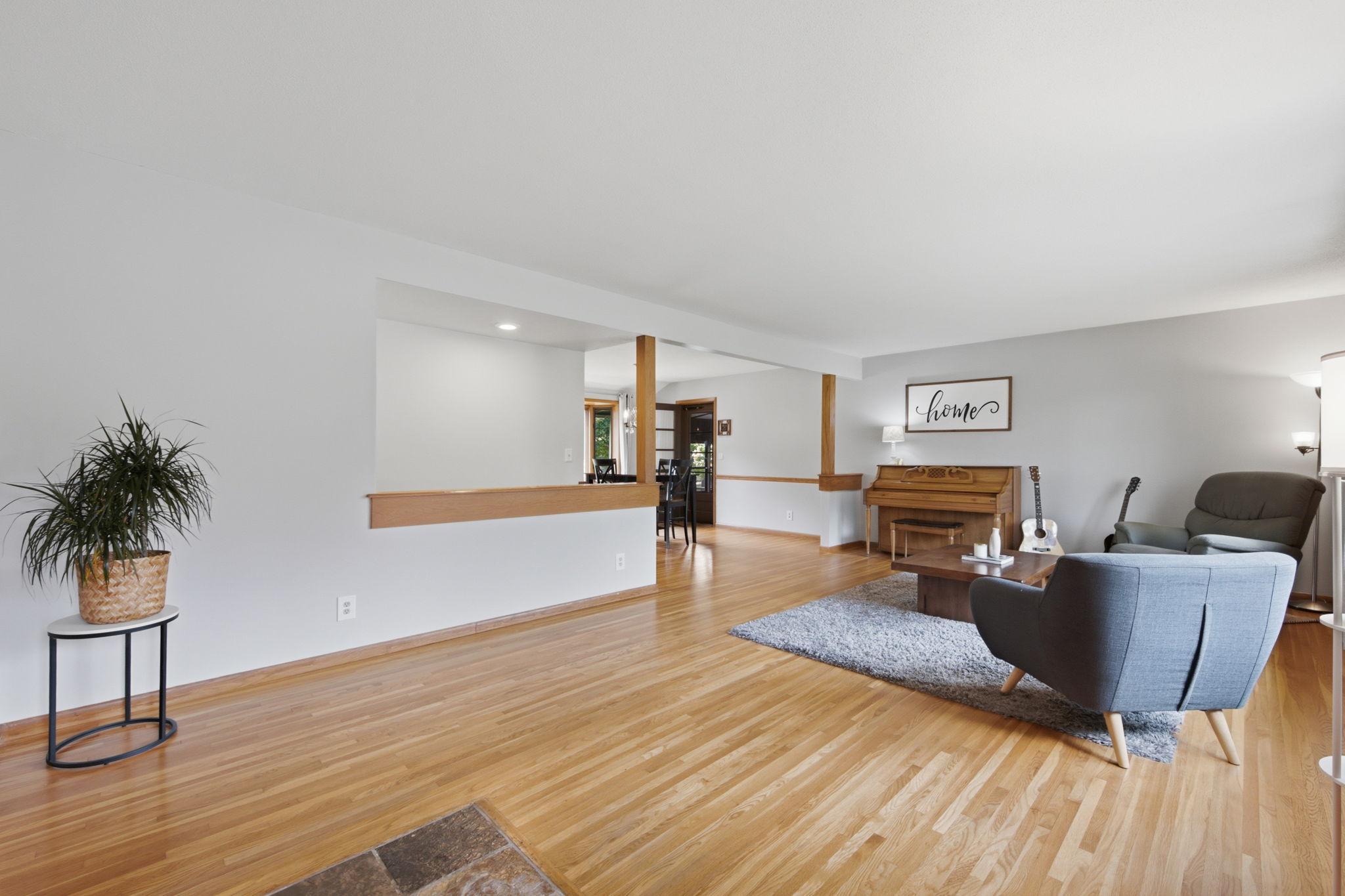 9532 Penn Circle