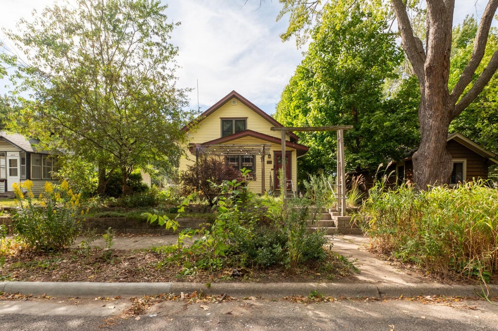 Photo of 4543 Oliver Avenue N, Minneapolis, MN 55412 (MLS # 7091122)