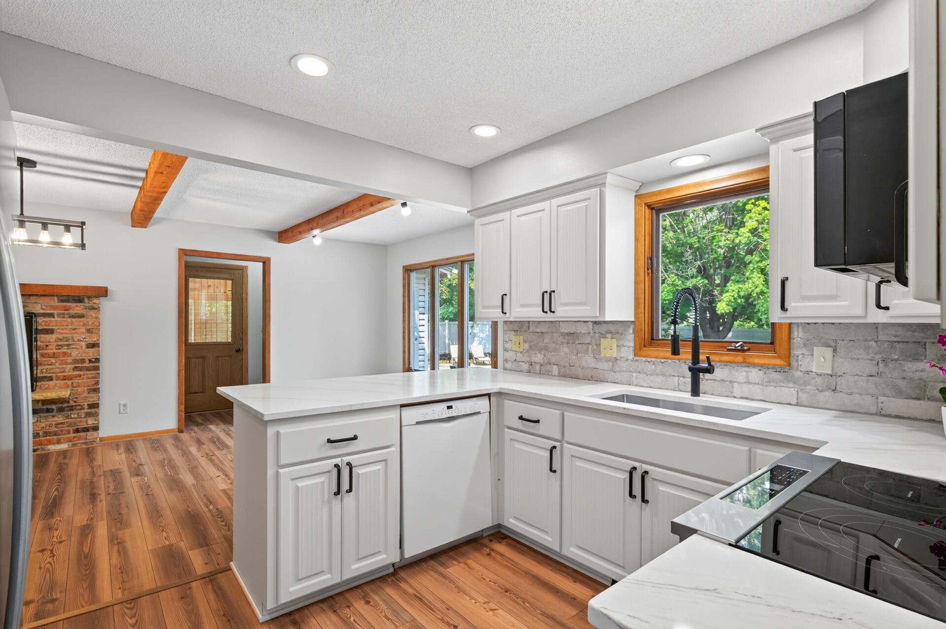 4532 Normandale Highlands Drive