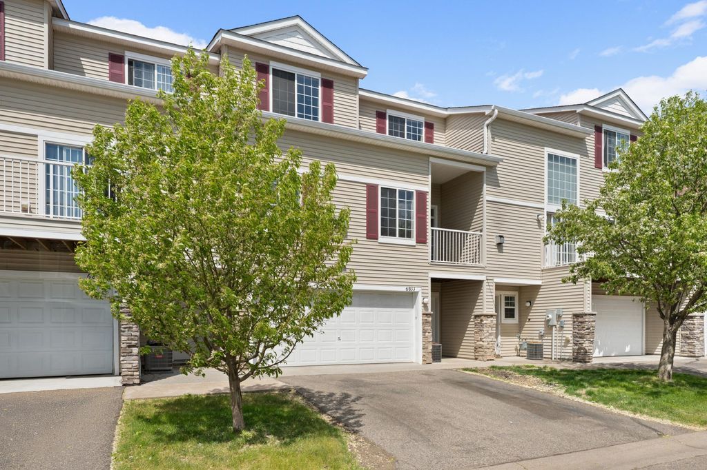 Photo of 6833 Pine Crest Trl S TRL, Cottage Grove, MN 55016 (MLS # 7075539)