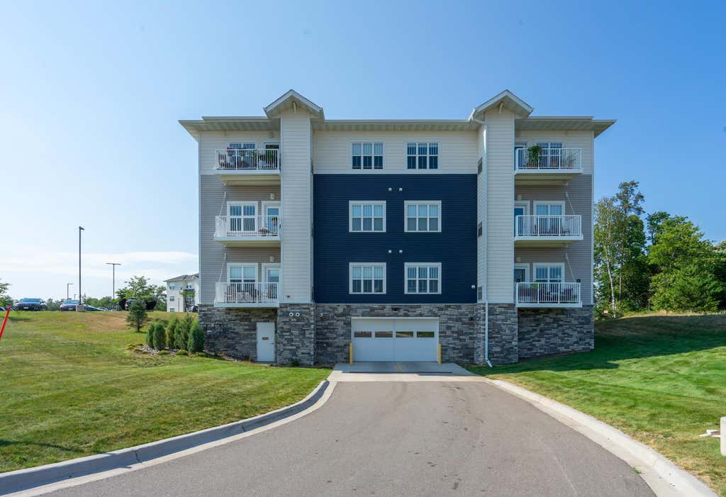 Photo of 7084 Glory Road RD #303, Baxter, MN 56425 (MLS # 7127029)