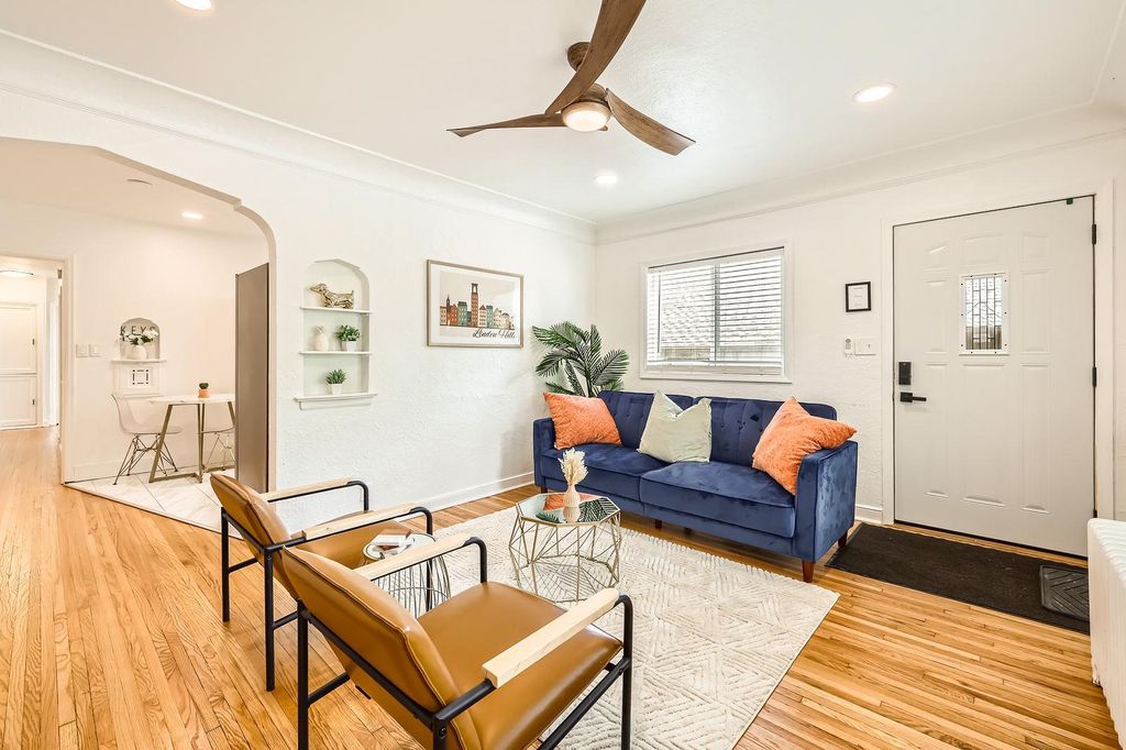 Photo of 3805 France Avenue S #2, Minneapolis, MN 55416 (MLS # 6826806)