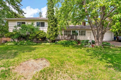 3671 Robinwood Terrace Minnetonka MN 55305