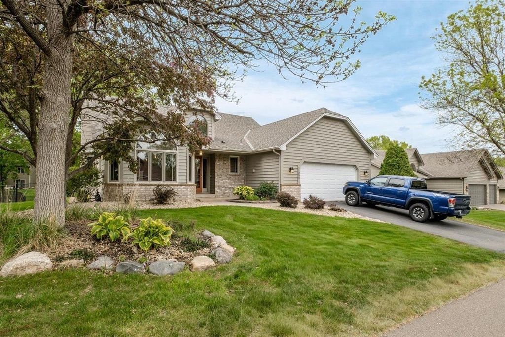 Photo of 11250 N Eagle Lake Boulevard, Maple Grove, MN 55369 (MLS # 7071200)
