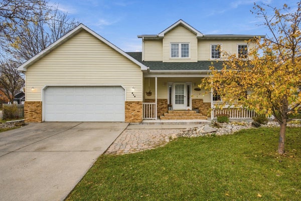 512 12TH ST E, WEST FARGO, ND 58078 - Image 4837acb1432b8d2d60beead8fc75492e/1340287914
