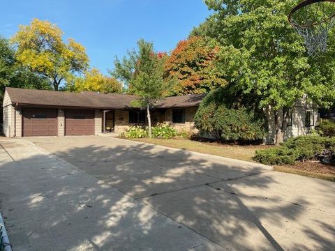 6328 Peacedale Avenue Edina MN 55424