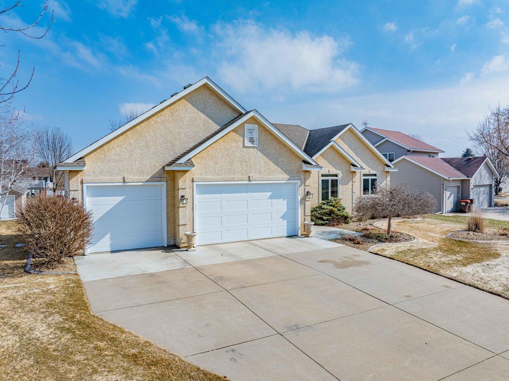 Photo of 1874 Tierney Drive, Hastings, MN 55033 (MLS # 7031805)