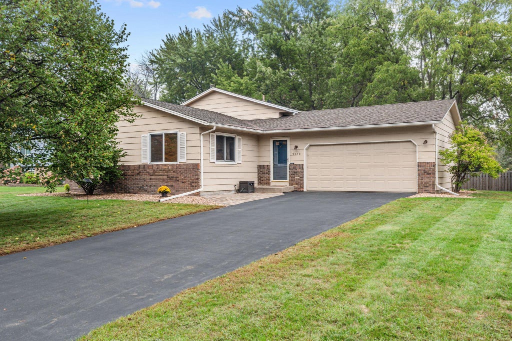 Photo of 9612 Union Terrace Lane N, Maple Grove, MN 55369 (MLS # 7149033)