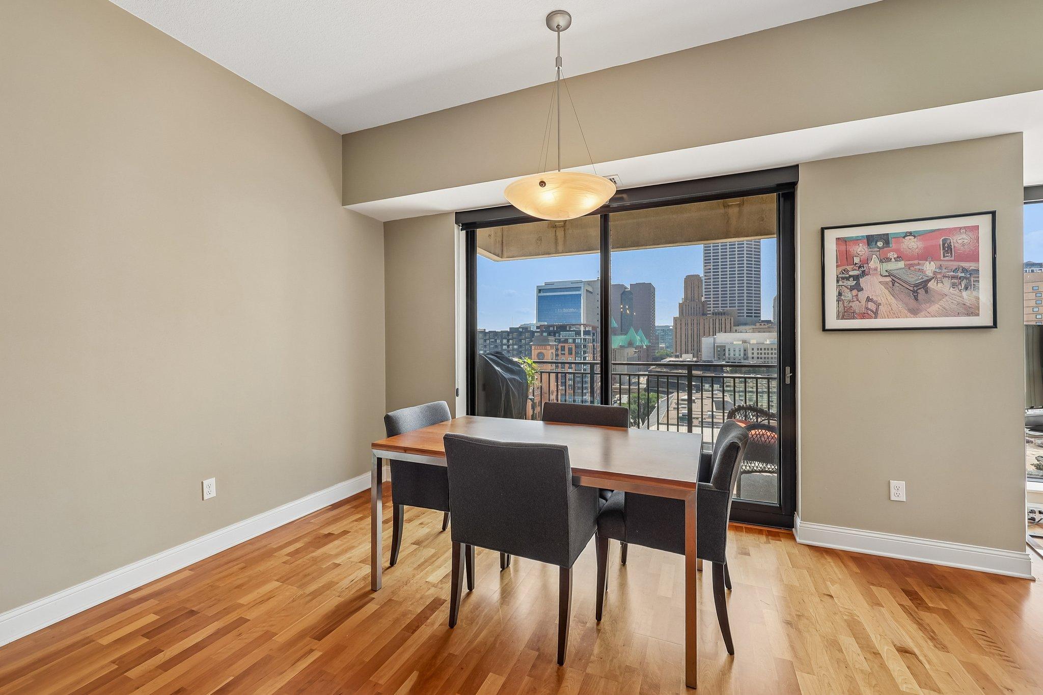 100 3rd Avenue S 1006
