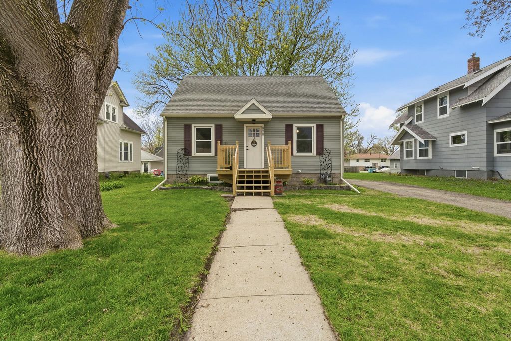 Photo of 808 5th Street SE, Waseca, MN 56093 (MLS # 7049706)