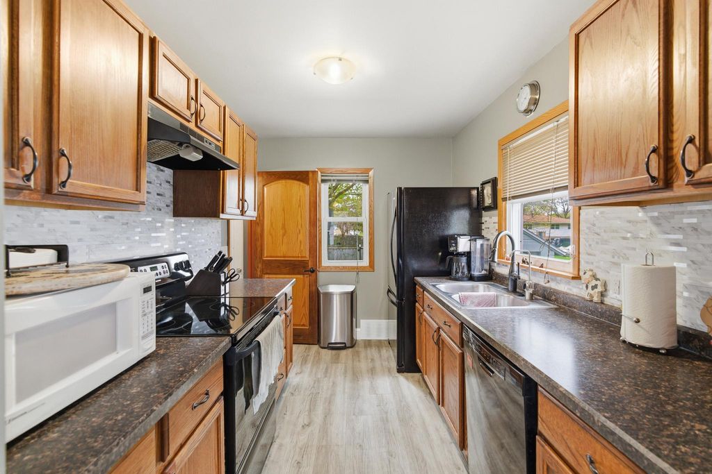 Photo of 808 5th Street SE, Waseca, MN 56093 (MLS # 7049706)