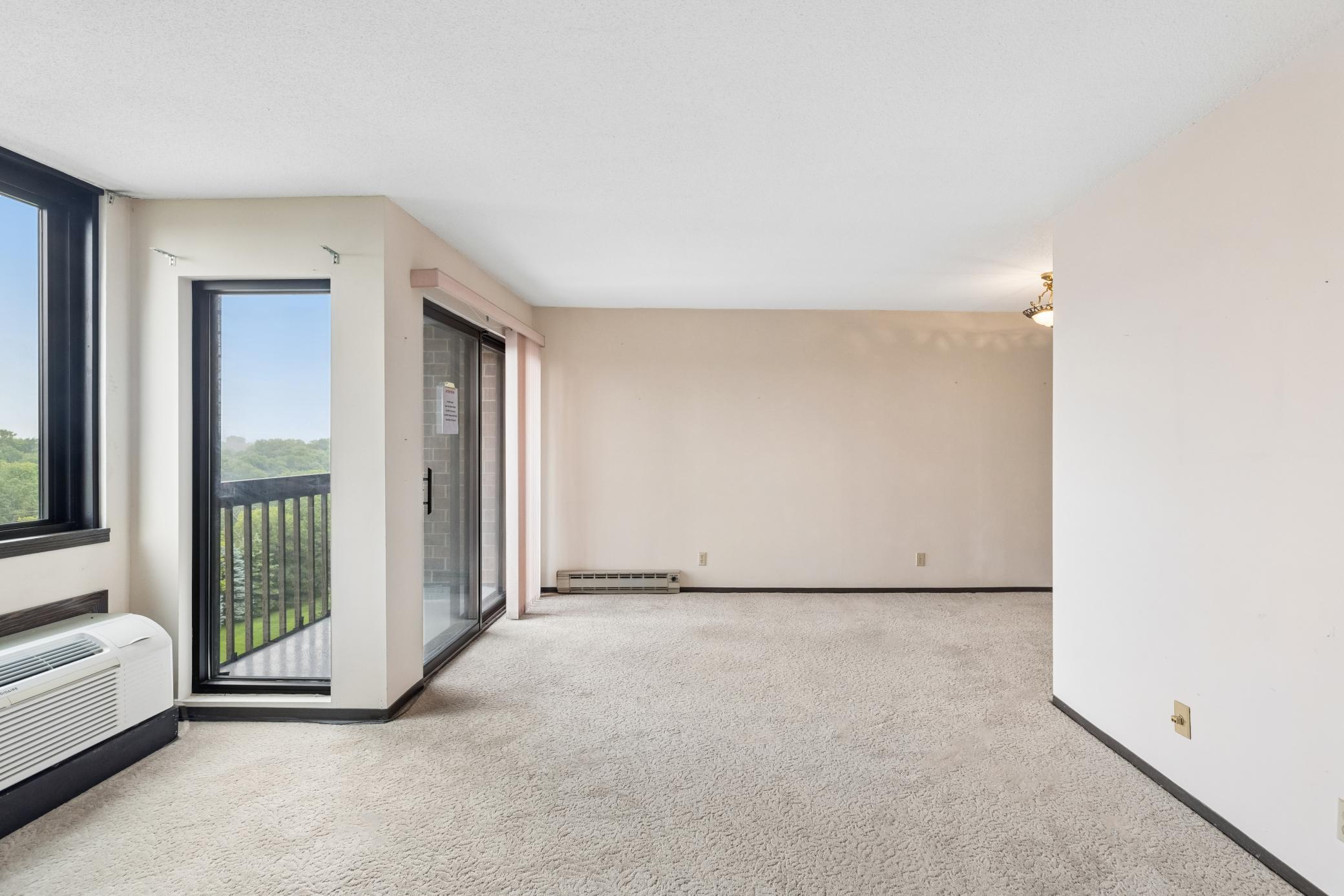 1181 Edgcumbe Road 814