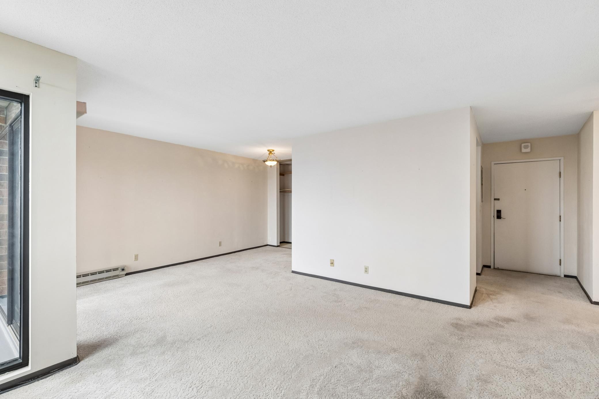 1181 Edgcumbe Road 814