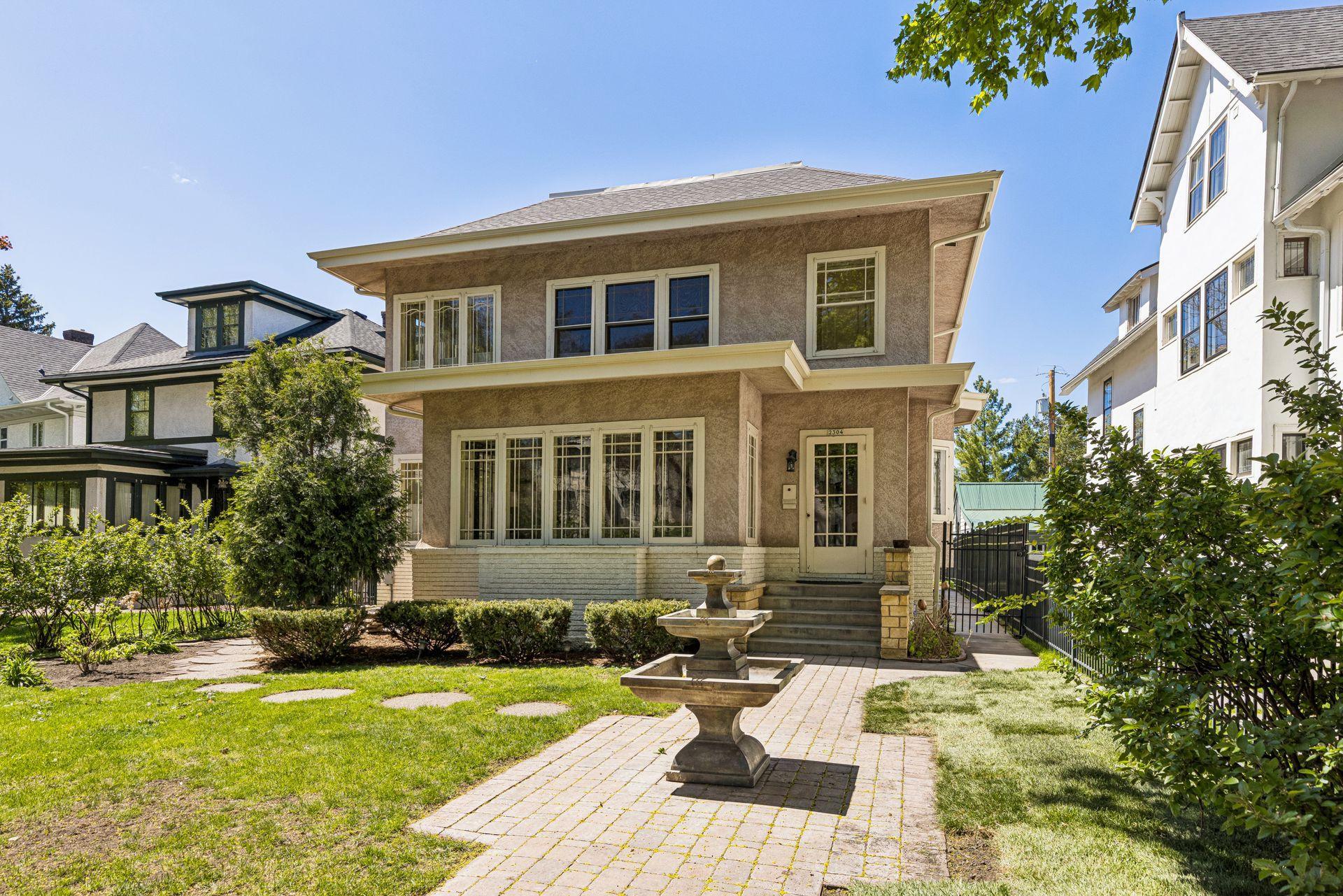 2304 Lake Place