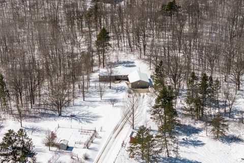 5057 County 40 NW Hackensack MN 56452