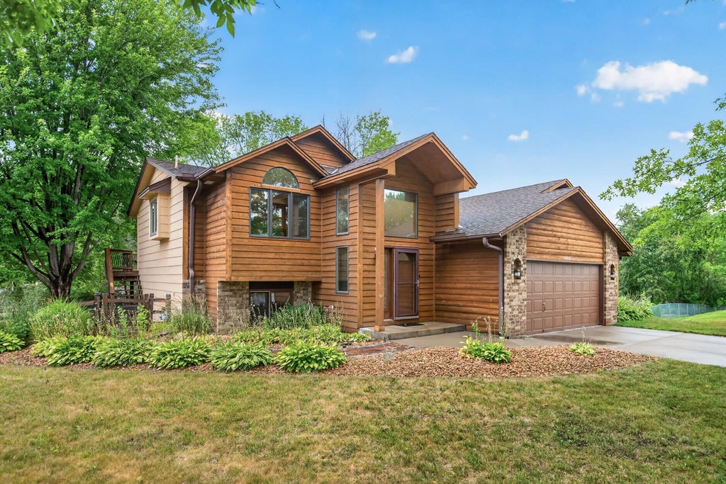 Photo of 11607 Hillside Circle, Champlin, MN 55316 (MLS # 7130435)