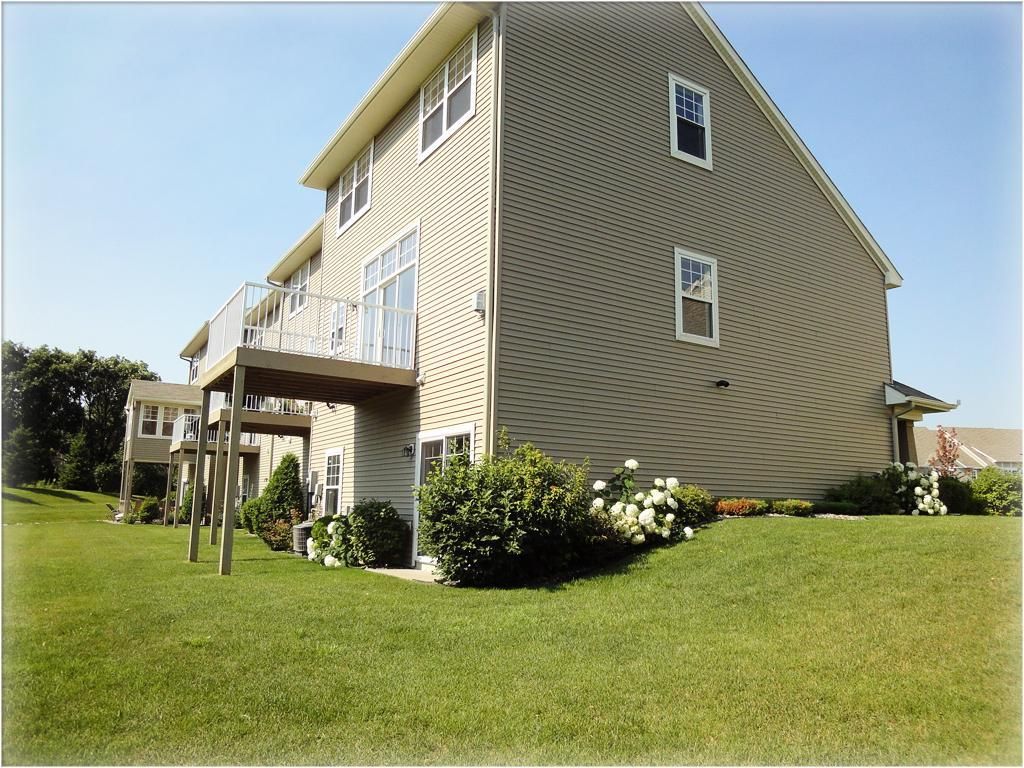 Photo of 16601 50th Court N, Plymouth, MN 55446 (MLS # 7096461)