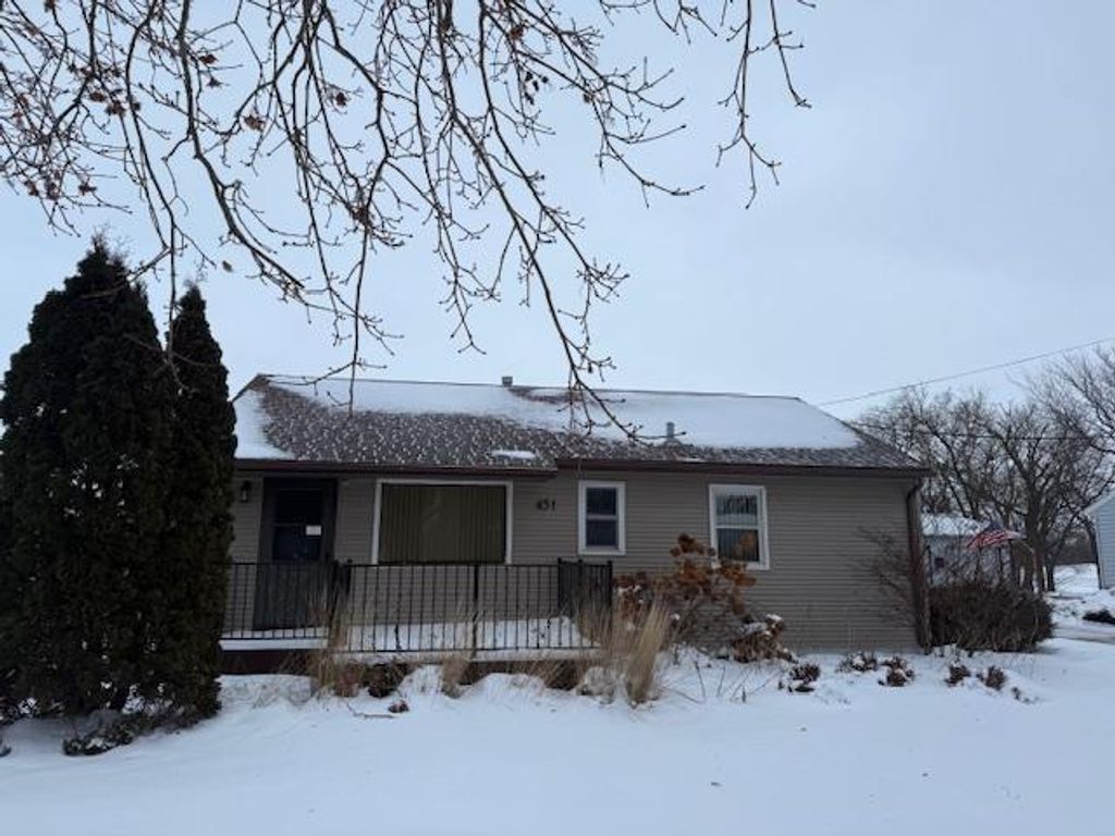 Photo of 431 Highway Avenue S, Blooming Prairie, MN 55917 (MLS # 6826351)