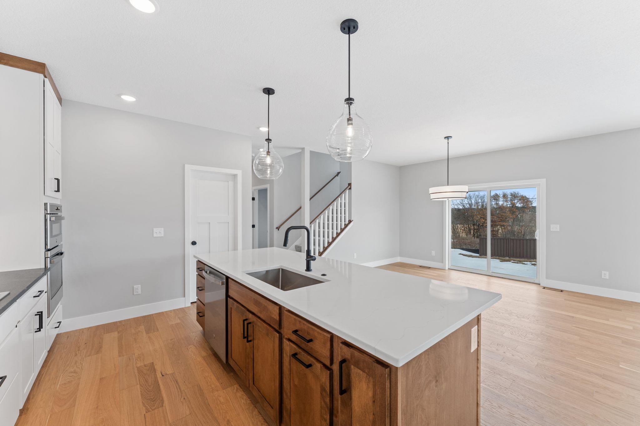 635 Parkside Court