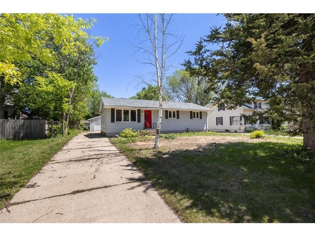 Photo of 1605 4th Street SW, Austin, MN 55912 (MLS # 6822506)