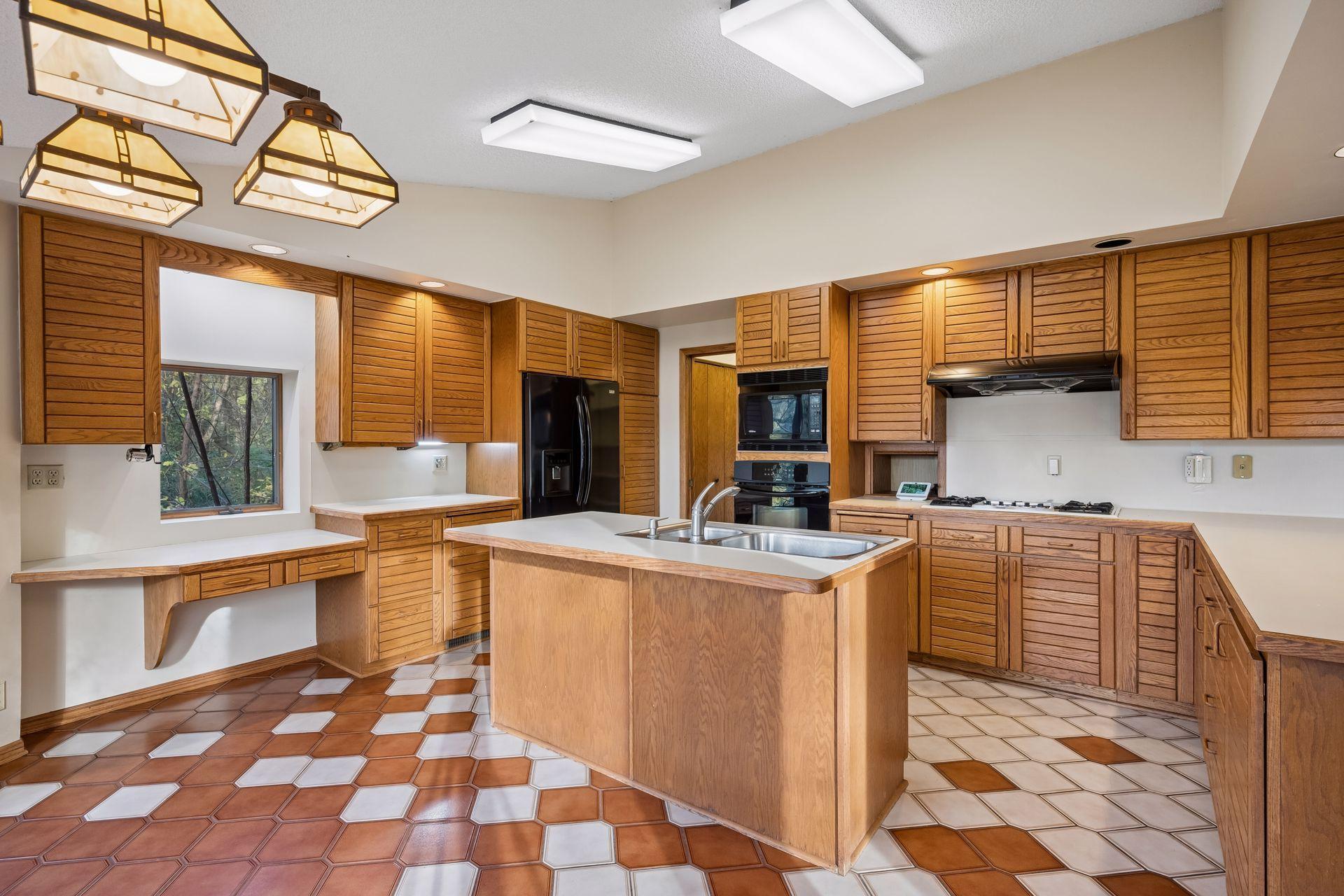 15283 County Road 30