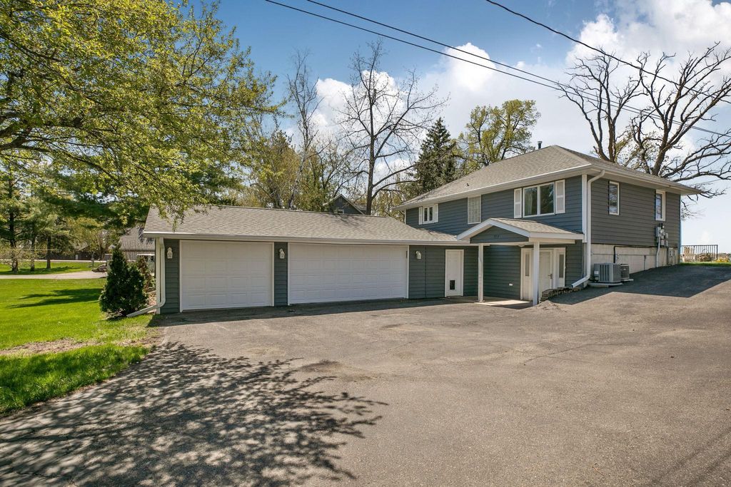 Photo of 5715 Imhoff Avenue SW, Howard Lake, MN 55349 (MLS # 7065225)