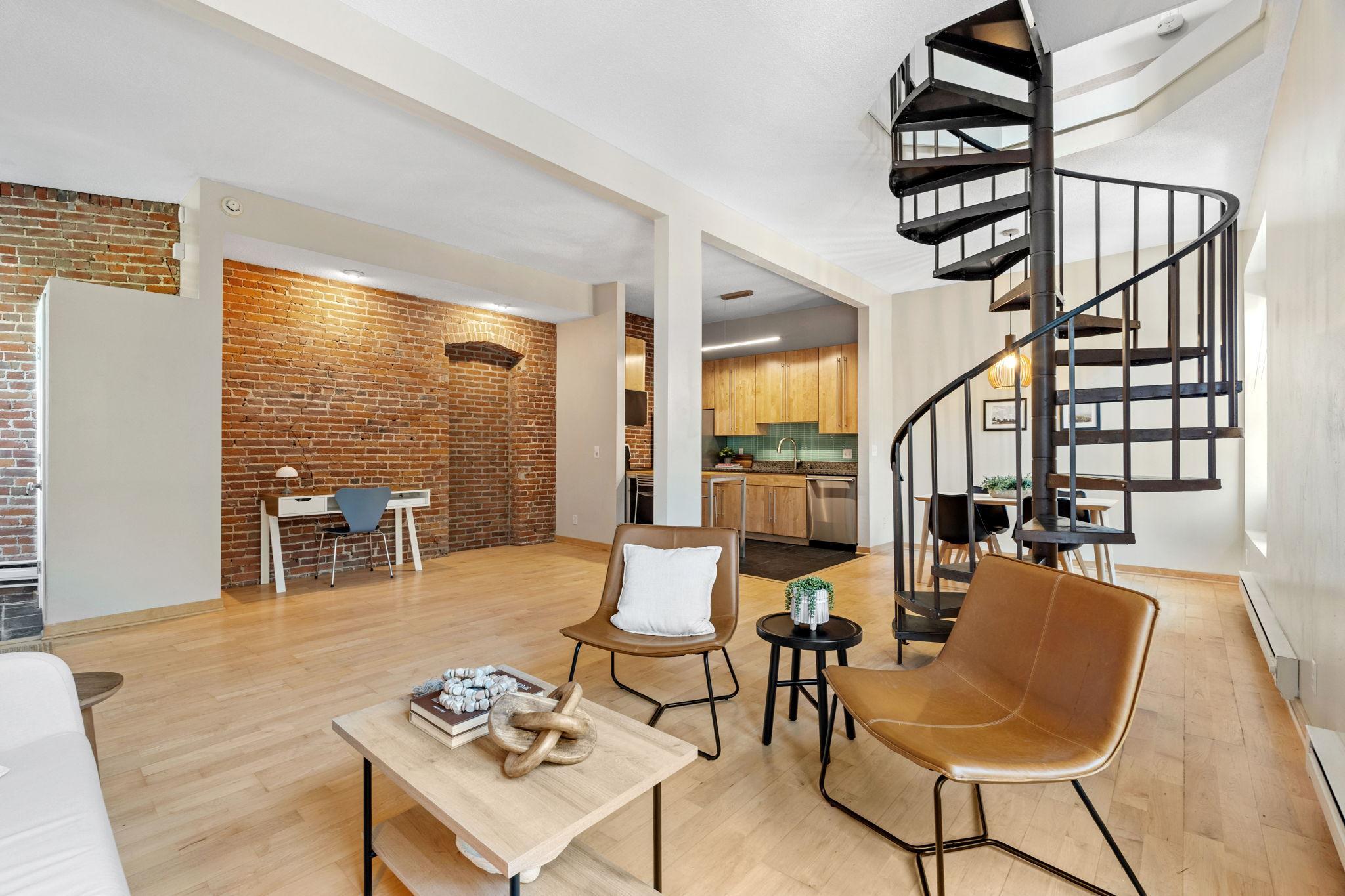 182 Mackubin Street 1