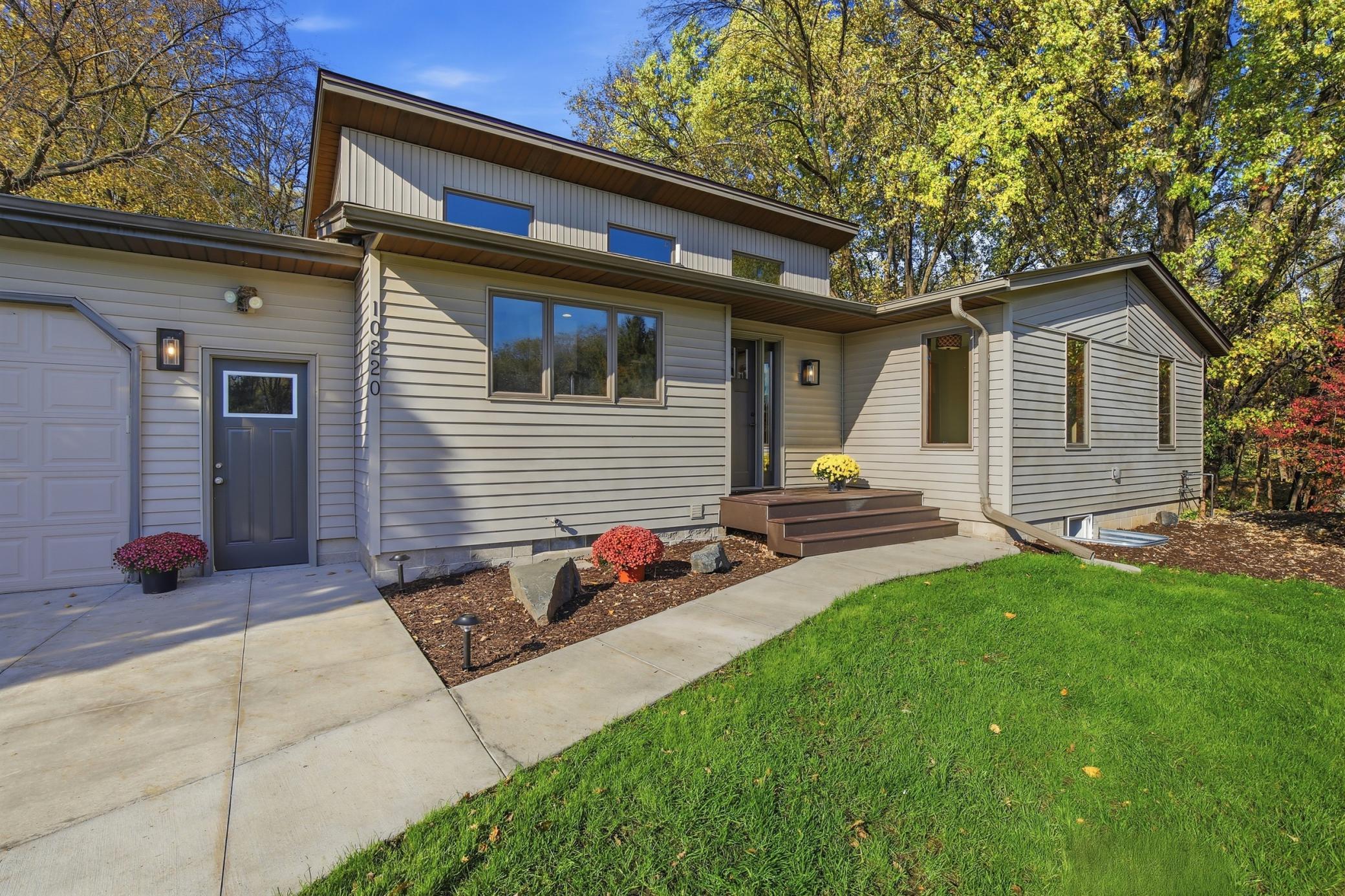 10220 60th Street Lane N