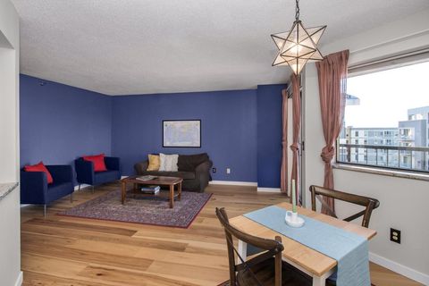 78 10th Street E 809 Saint Paul MN 55101