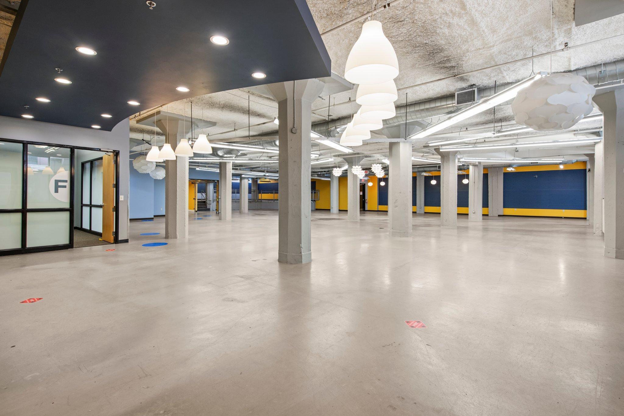 718 Washington Avenue N 101