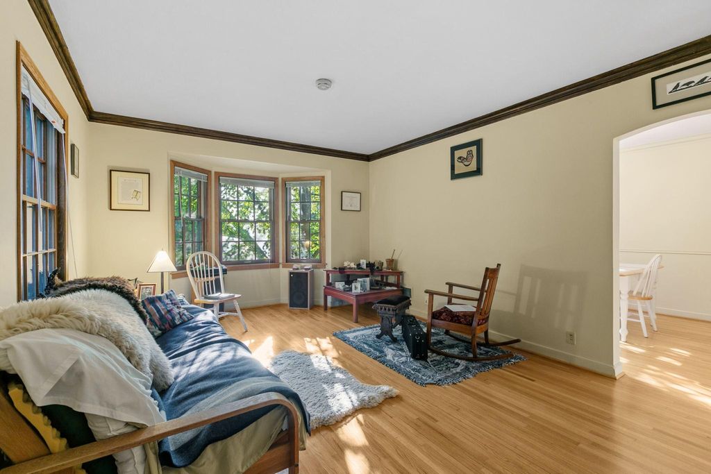 Photo of 201 Melbourne Avenue SE #E, Minneapolis, MN 55414 (MLS # 7071746)