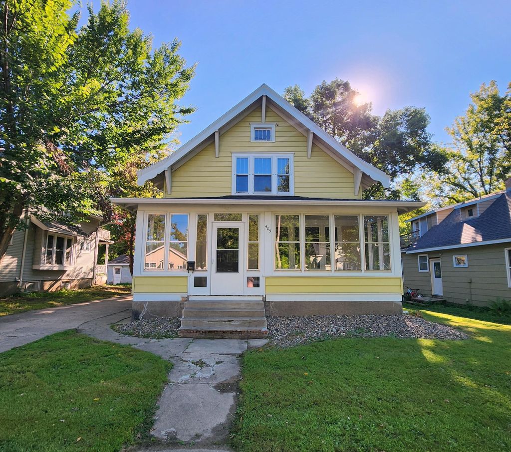 Photo of 405 Ann Street, Willmar, MN 56201 (MLS # 7021382)