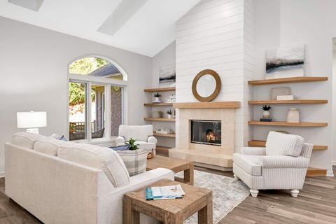 257 Lake Street W Wayzata MN 55391