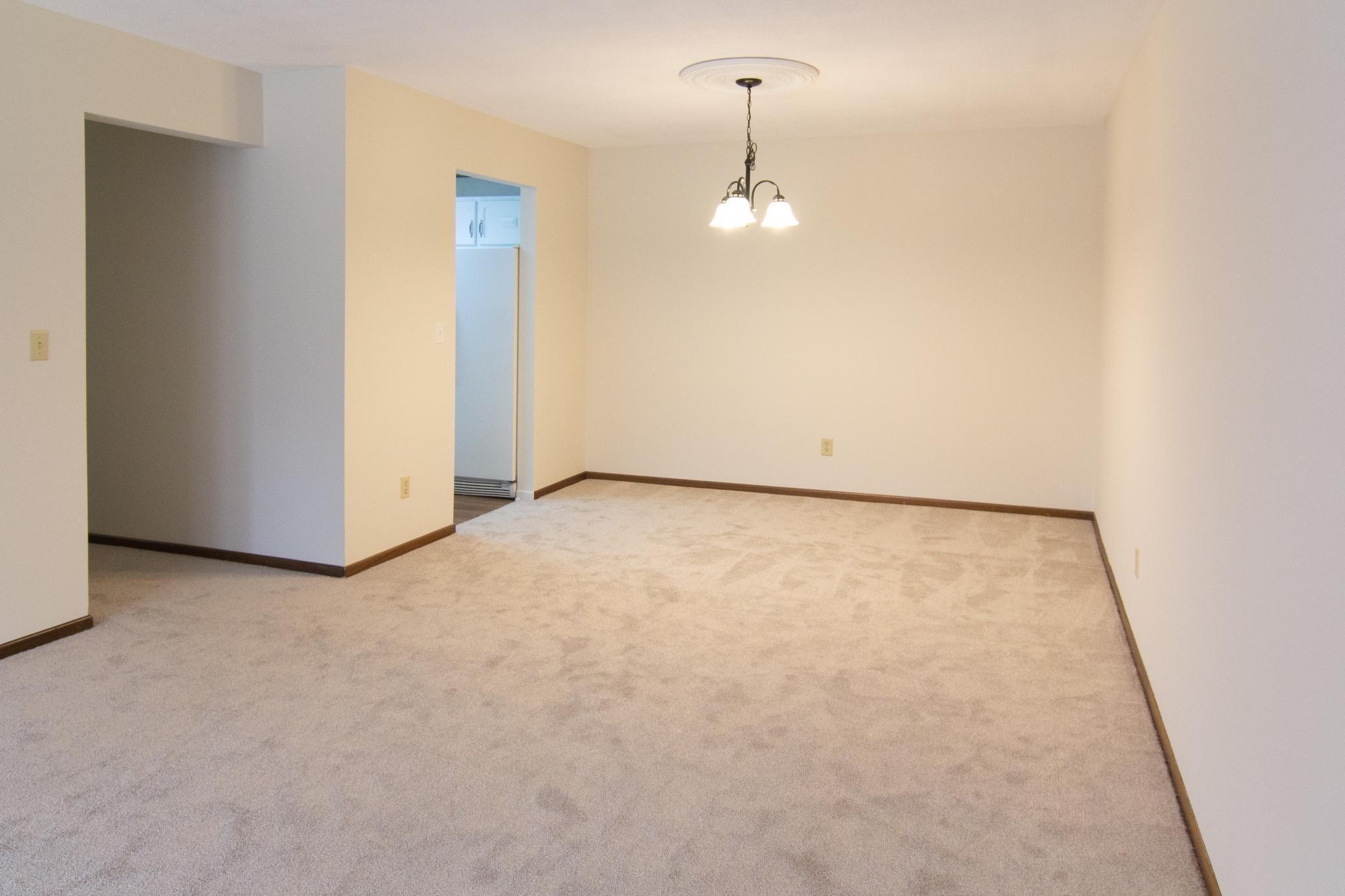 2690 Oxford Street N 247