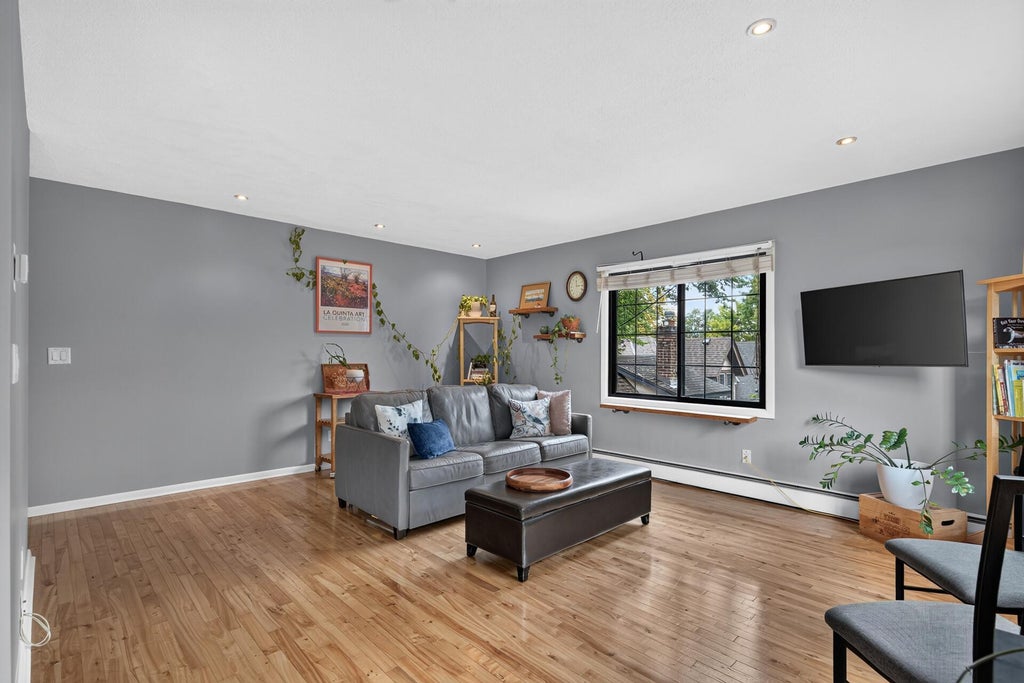 Photo of 3844 Nicollet Avenue #305, Minneapolis, MN 55409 (MLS # 7152637)