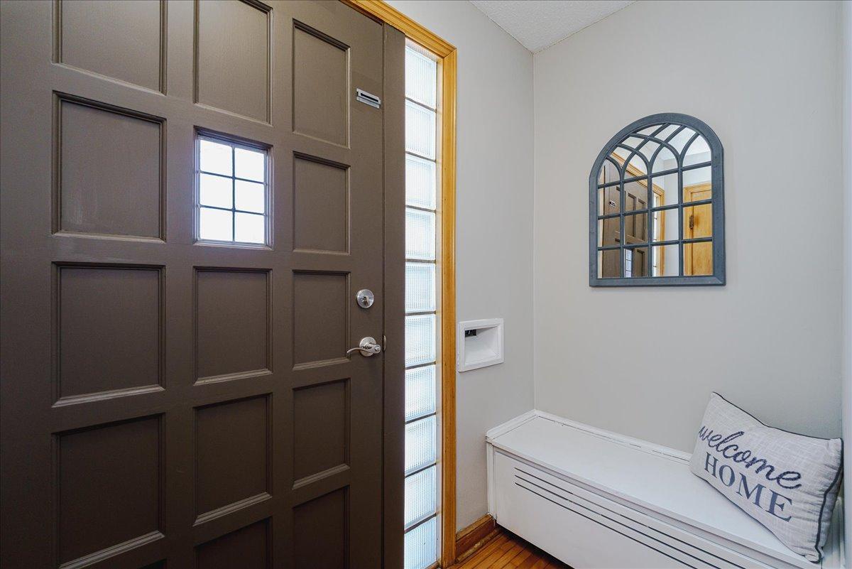 107 Lincoln Avenue N