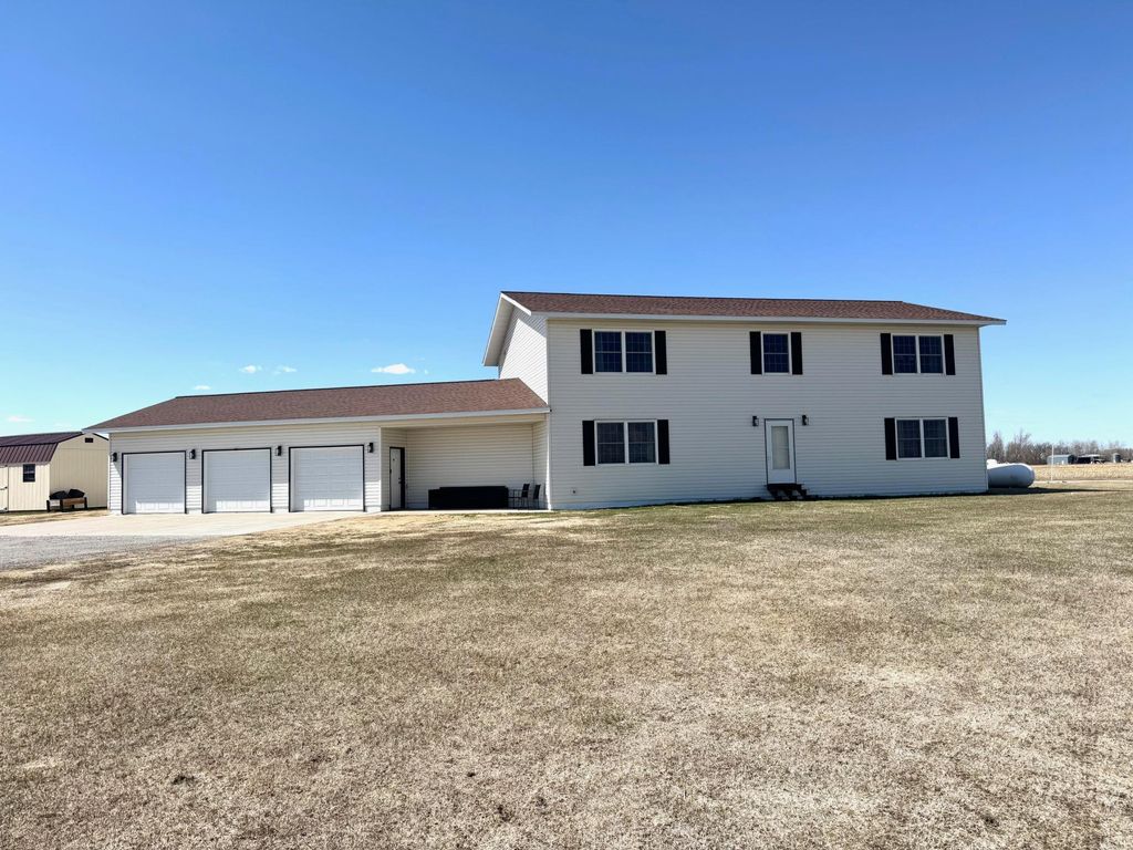 Photo of 32661 County Road 16, Roseau, MN 56751 (MLS # 7071956)