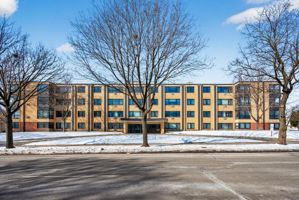 Photo of 2500 Blaisdell Avenue #206, Minneapolis, MN 55404 (MLS # 7027222)