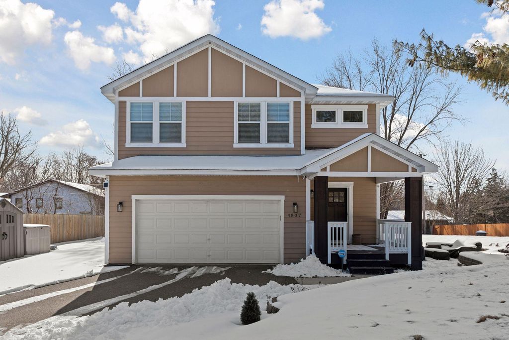 Photo of 4807 34th Avenue N, Golden Valley, MN 55422 (MLS # 7025170)