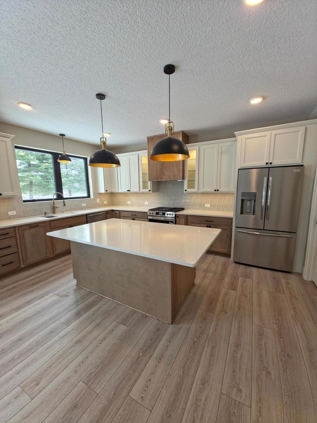 Photo of 3611 Edgerton Street, Vadnais Heights, MN 55127 (MLS # 6824671)