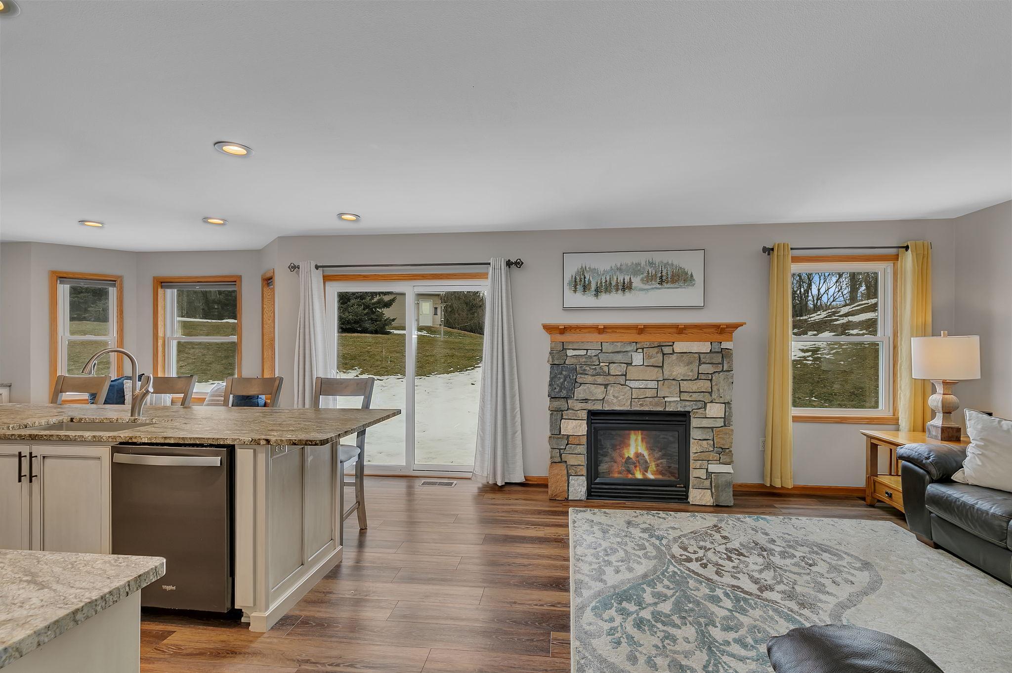 20927 Marshfield Circle