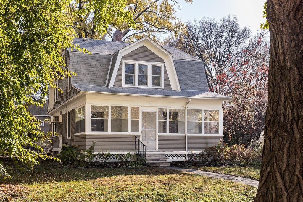 Photo of 1480 Raymond Avenue, Saint Paul, MN 55108 (MLS # 7164921)