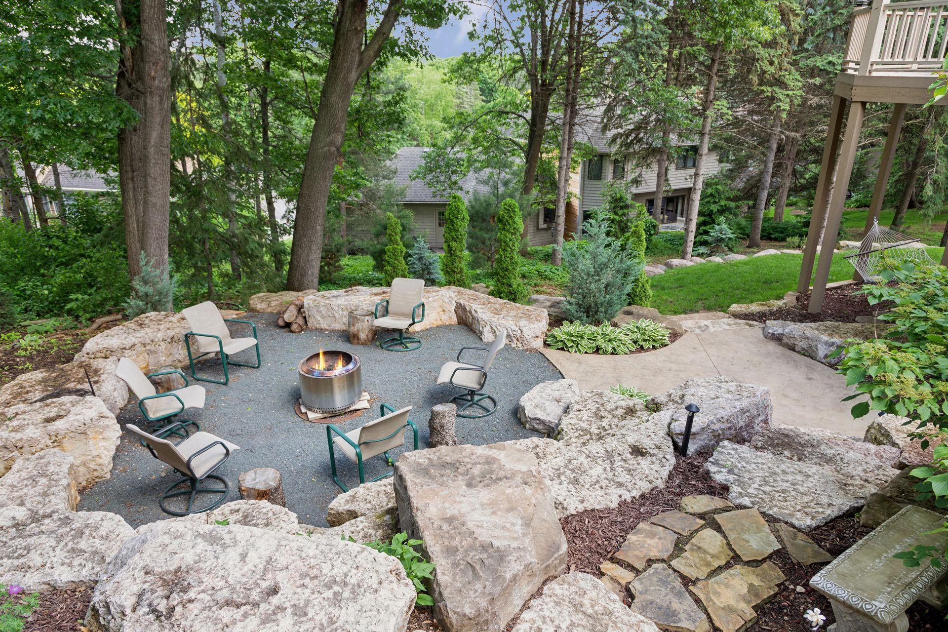 685 Valley View Court