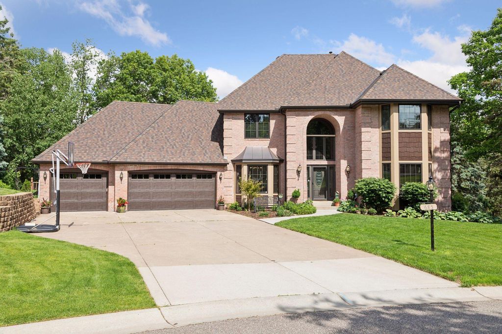 Photo of 685 Valley View Court, Shoreview, MN 55126 (MLS # 7069840)