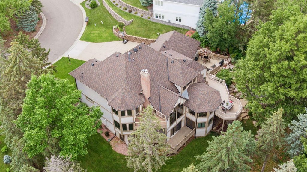 Photo of 685 Valley View Court, Shoreview, MN 55126 (MLS # 7069840)