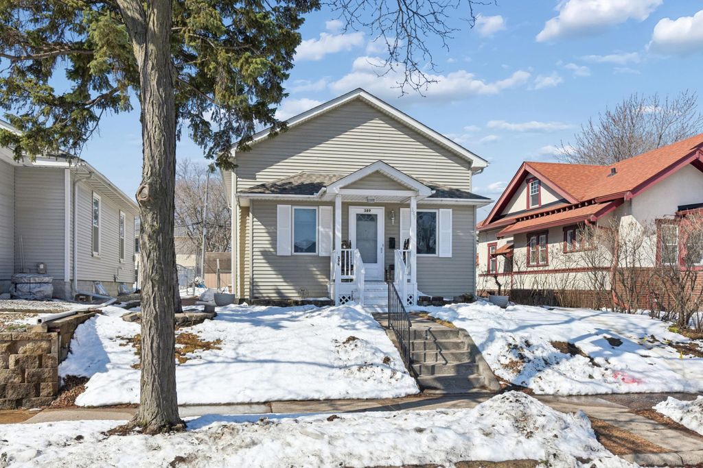 Photo of 389 Roy Street N, Saint Paul, MN 55104 (MLS # 7066449)